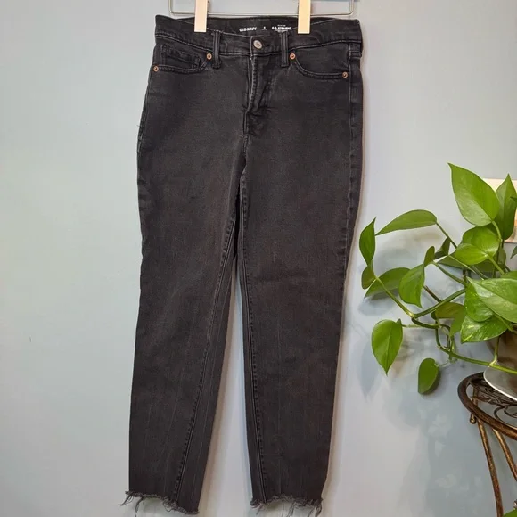 Old Navy OG Straight High Rise Jeans in Black. Women’s 4 Petite - Picture 13 of 13